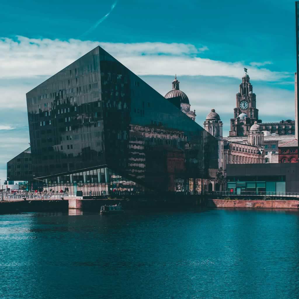 Courier Services in Liverpool